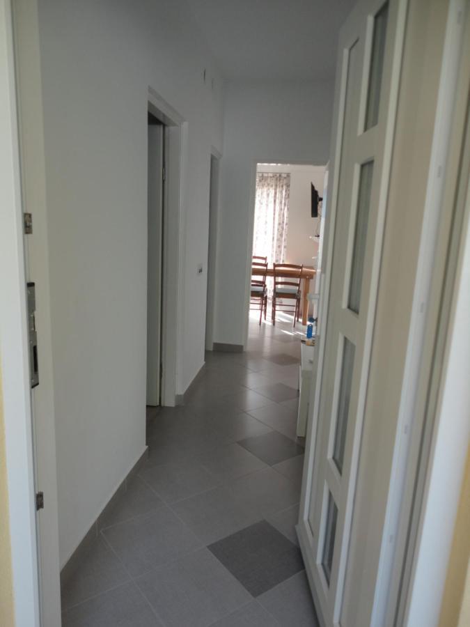 Solis Apartment Tisno Phòng bức ảnh